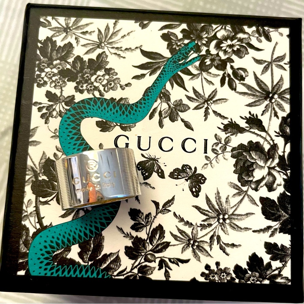 Brand New Gucci Ring size 6
